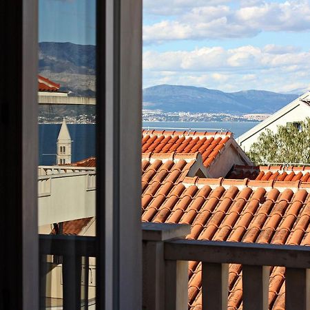 Apartman Ivana Supetar Bagian luar foto