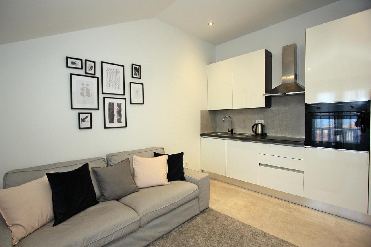 Apartman Ivana Supetar Bagian luar foto
