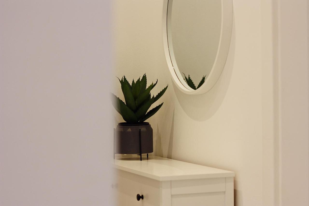 Apartman Ivana Supetar Bagian luar foto
