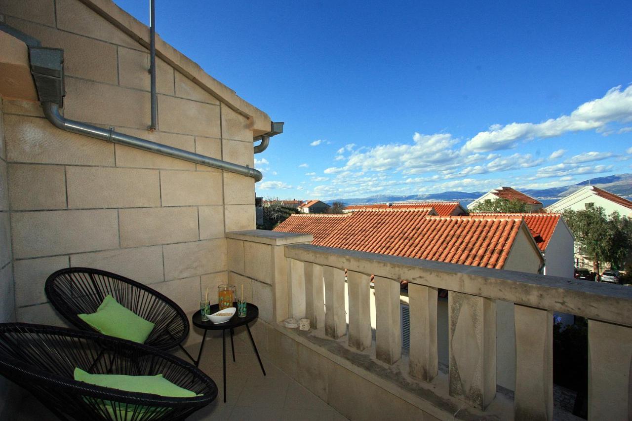 Apartman Ivana Supetar Bagian luar foto