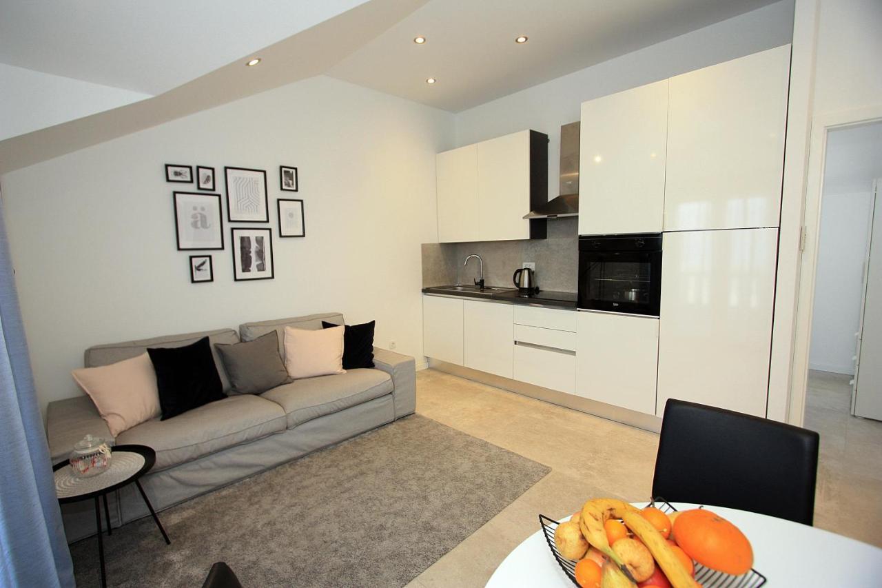 Apartman Ivana Supetar Bagian luar foto
